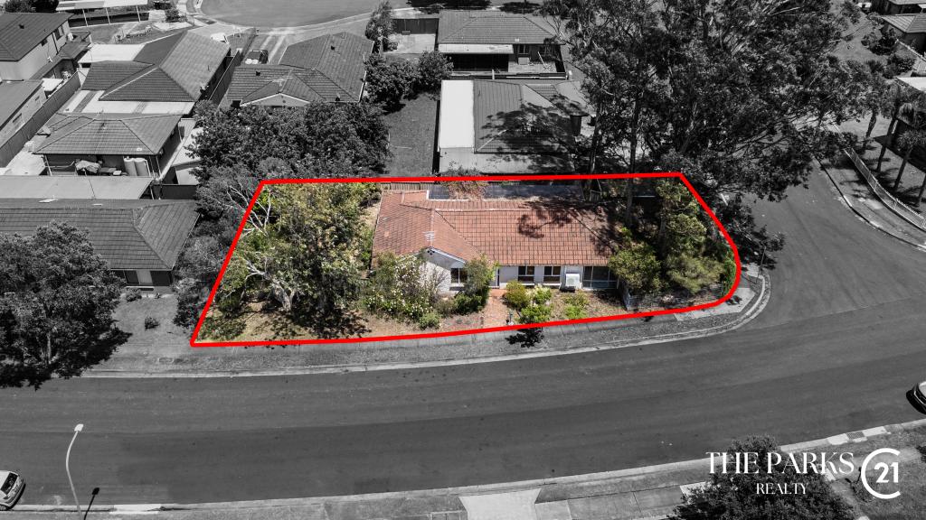 7 Lawley St, Bossley Park, NSW 2176