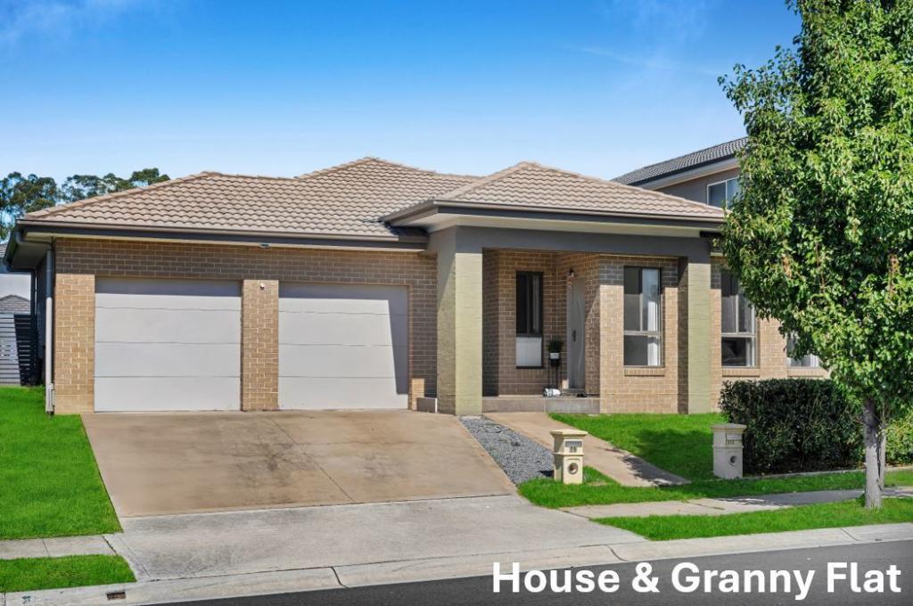 15 Weldon St, Oran Park, NSW 2570