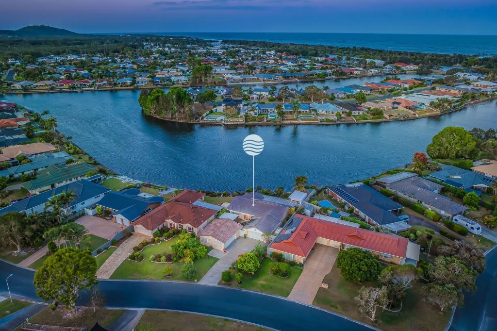 15 Edward Ave, Pottsville, NSW 2489