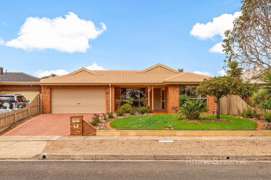 249 ELIZABETH DR, SUNBURY, VIC 3429