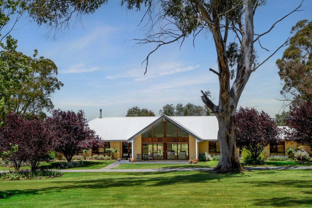 71 SLOGGETTS RD, ESSINGTON, NSW 2787