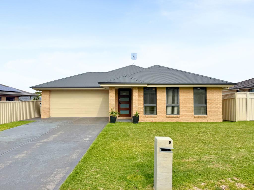 8 Lesley Ave, Edgeworth, NSW 2285