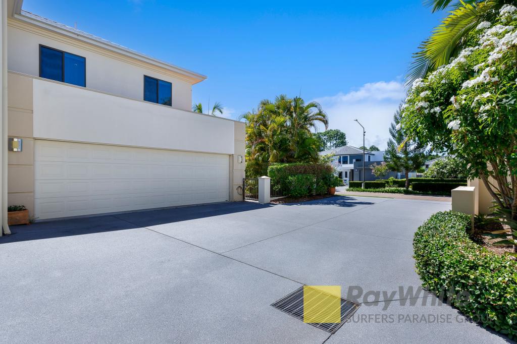 4843 The Pkwy, Hope Island, QLD 4212