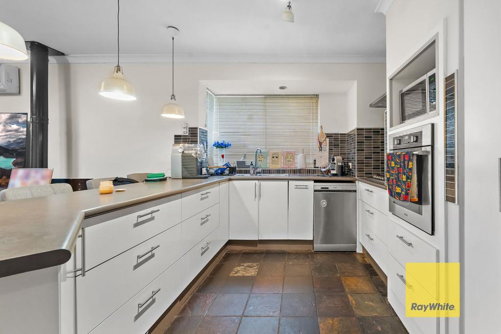 87 Seminole Gdns, Seville Grove, WA 6112