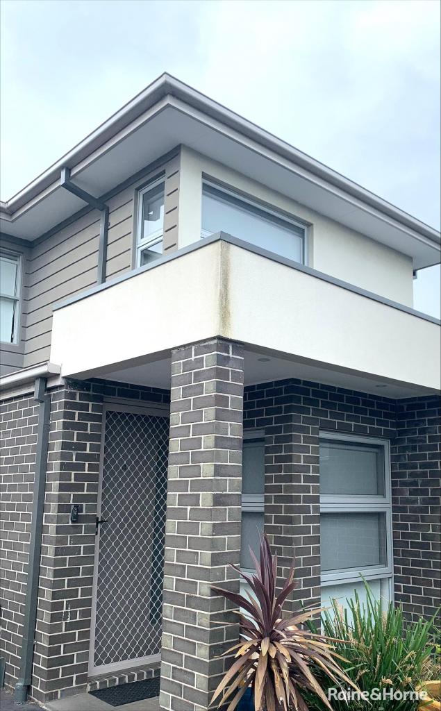 4/30 Laurie St, Newport, VIC 3015