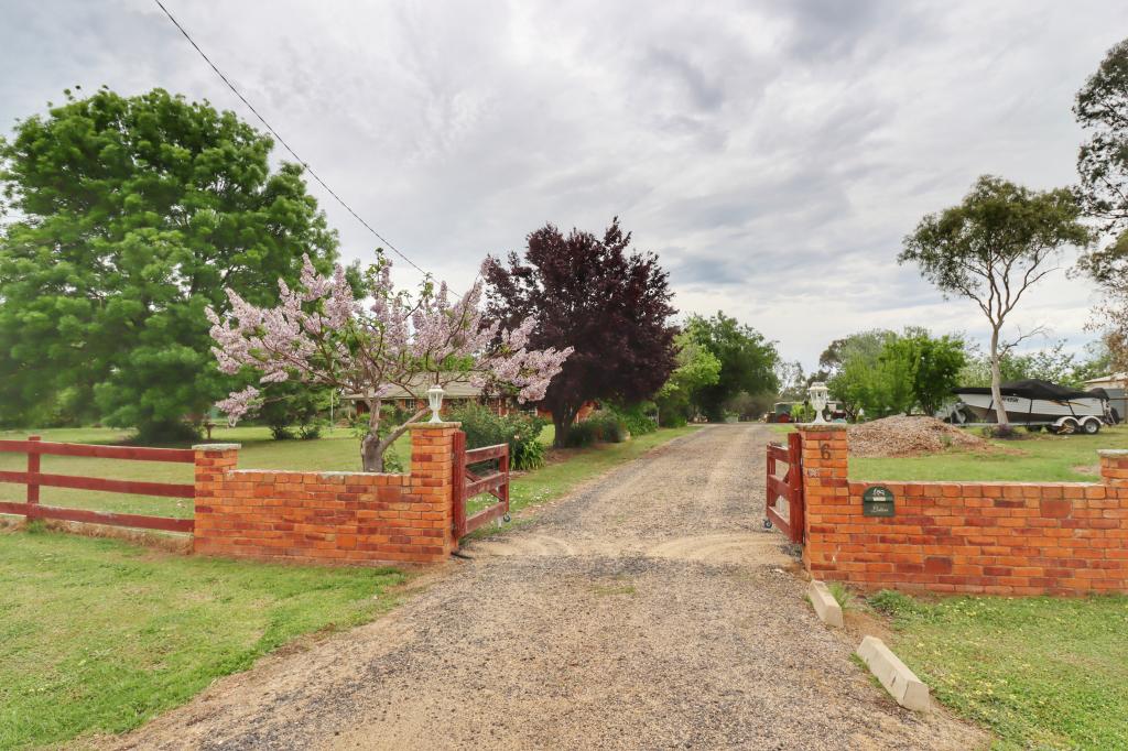54 Vernon Dr, Cowra, NSW 2794