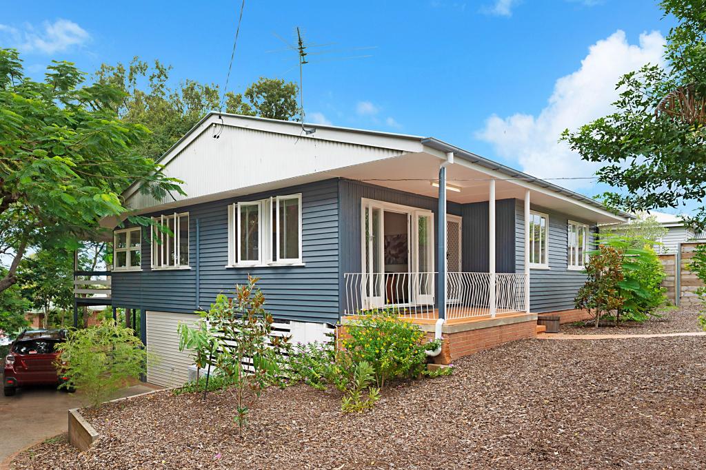 15 Holdsworth Rd, North Ipswich, QLD 4305