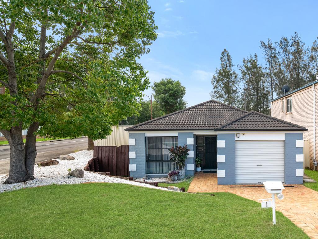 1 Pittman Steps Pl, Blair Athol, NSW 2560