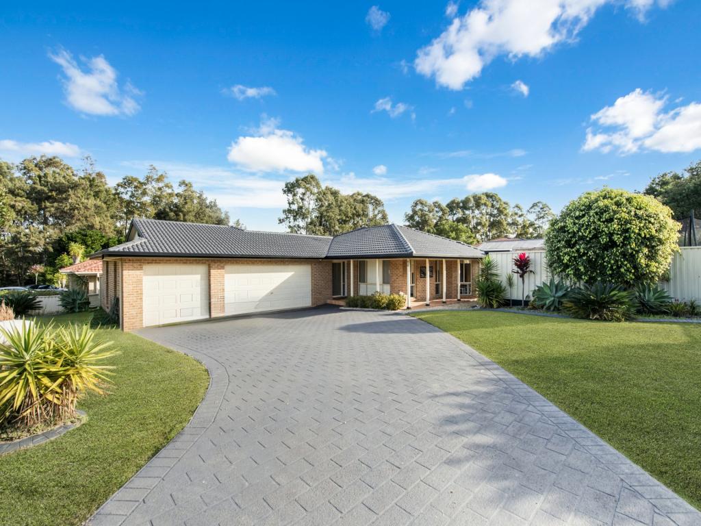 2 Flame Tree Cl, Hamlyn Terrace, NSW 2259