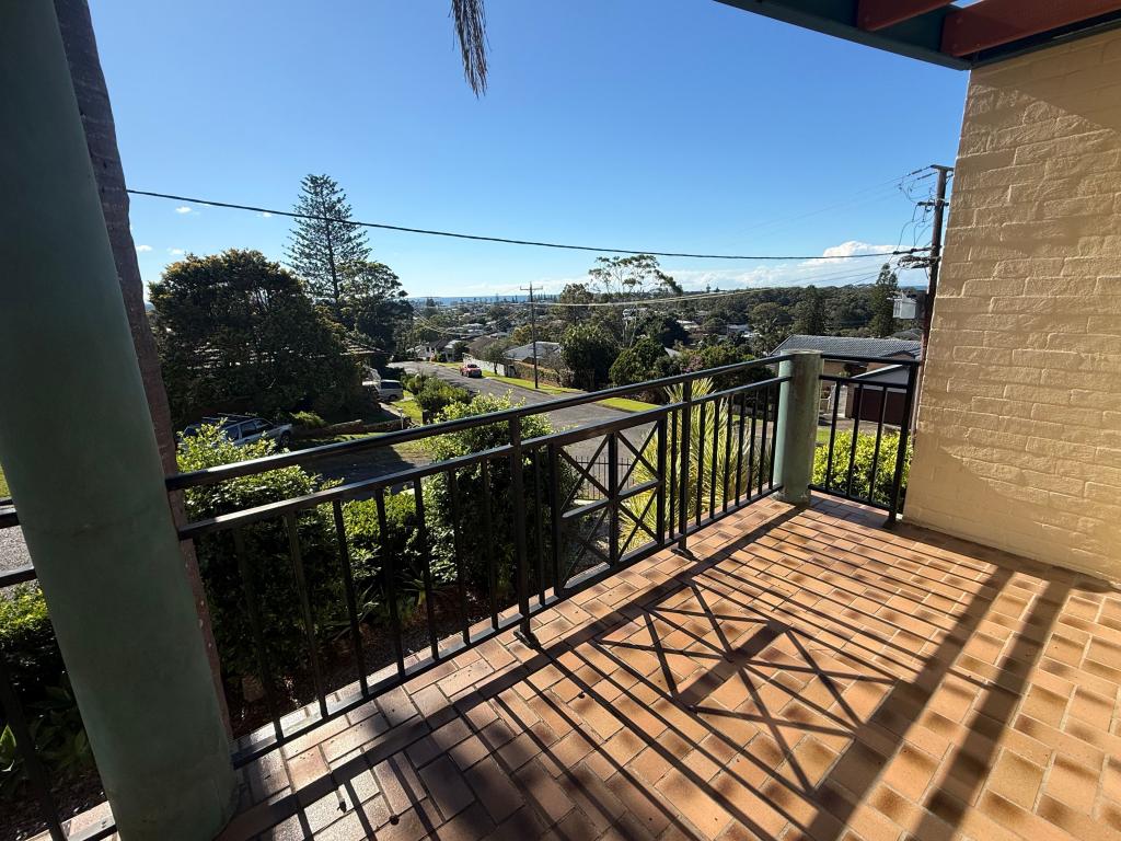 2 Marsden Cres, Port Macquarie, NSW 2444