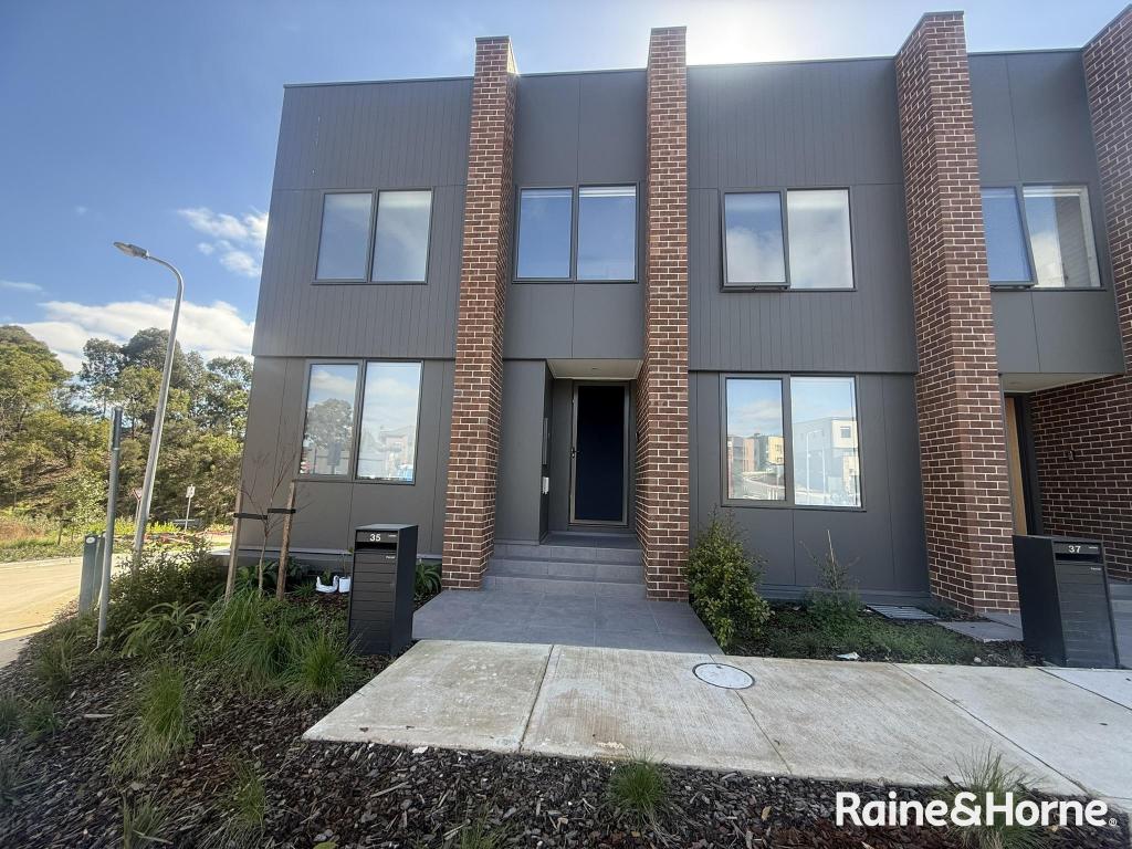 35 Thompson Dr, Wantirna, VIC 3152