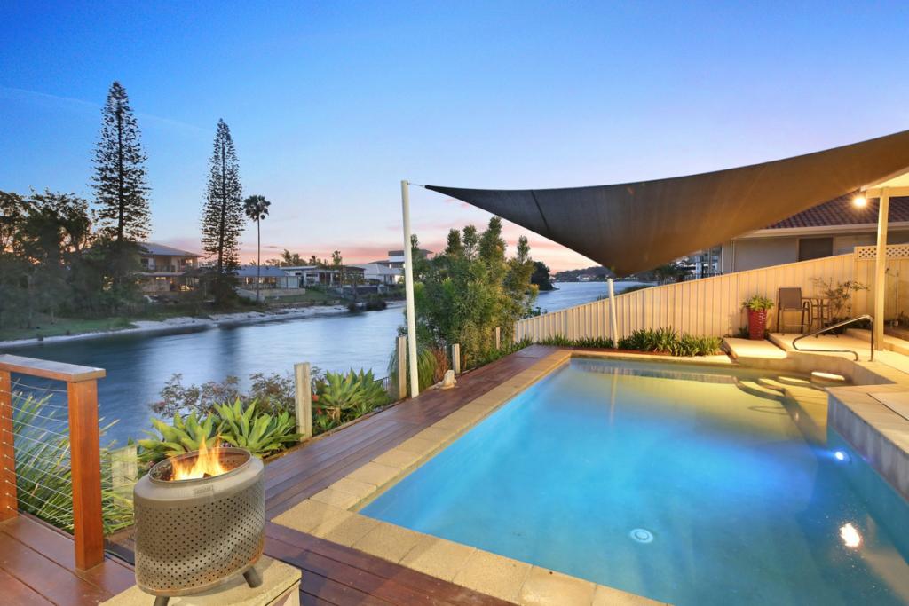 49 Kingfisher Cres, Burleigh Waters, QLD 4220