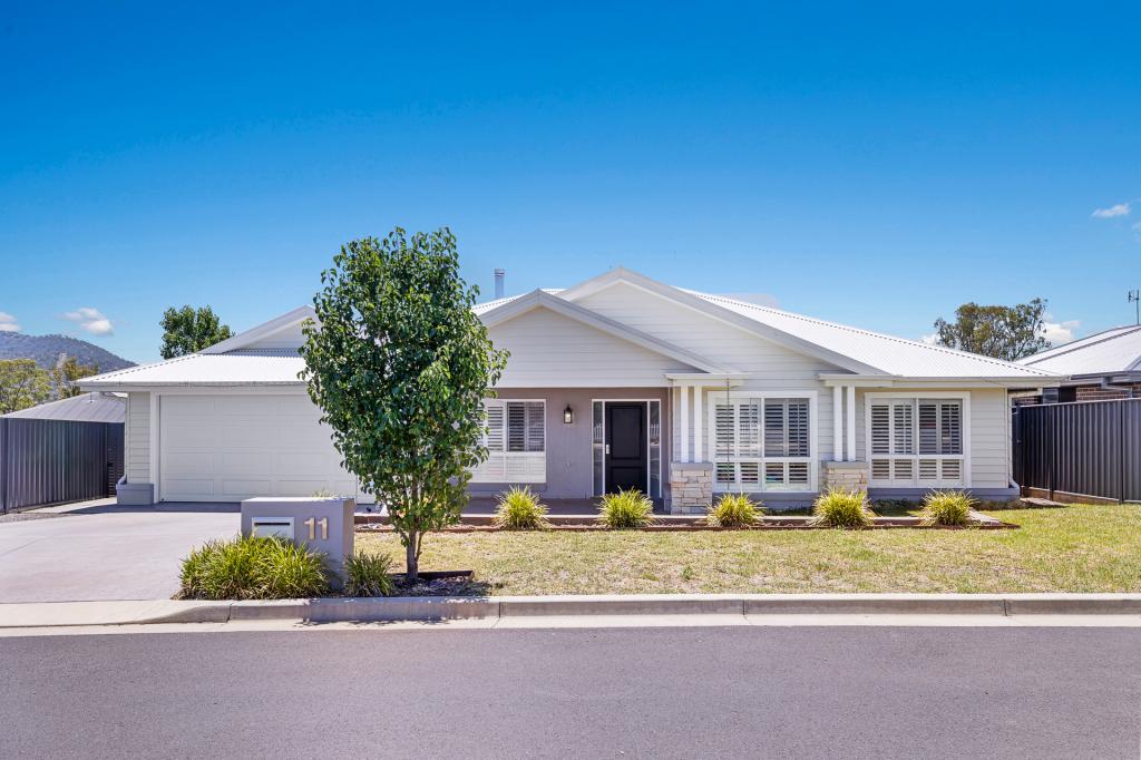 11 Ayrshire Cres, Calala, NSW 2340