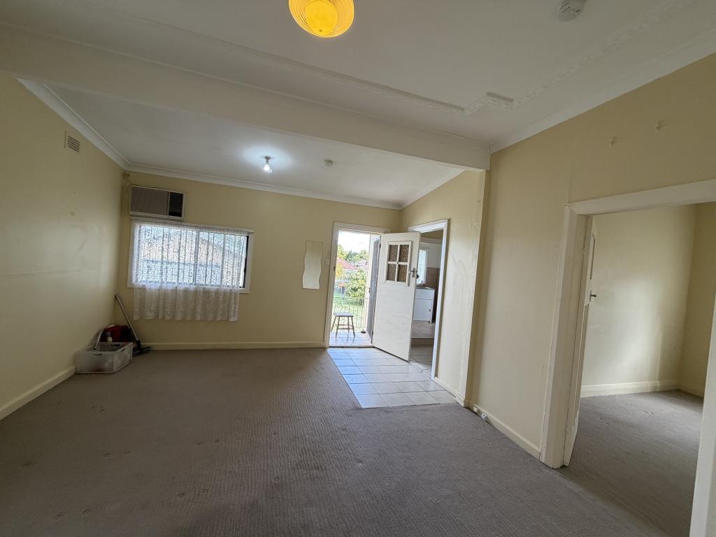 2/59 Coleridge St, Riverwood, NSW 2210