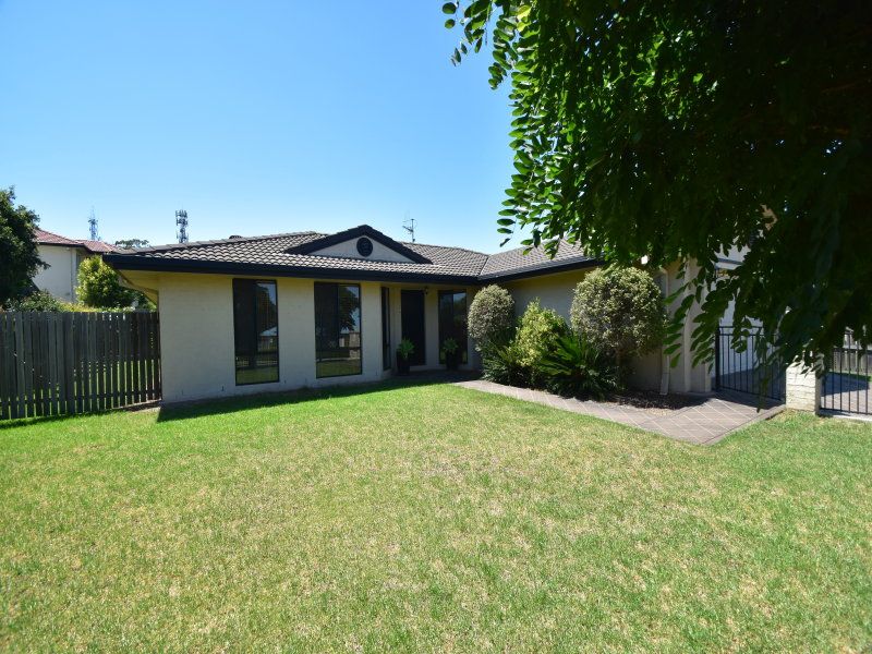34 Banksdale Dr, Middle Ridge, QLD 4350