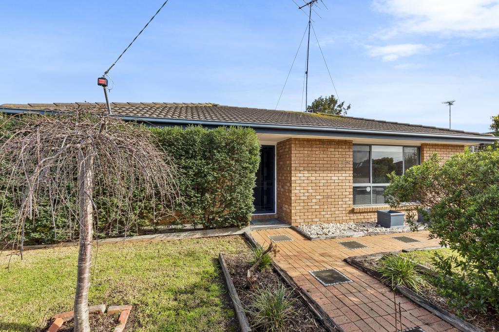 26 Burdoo Dr, Grovedale, VIC 3216