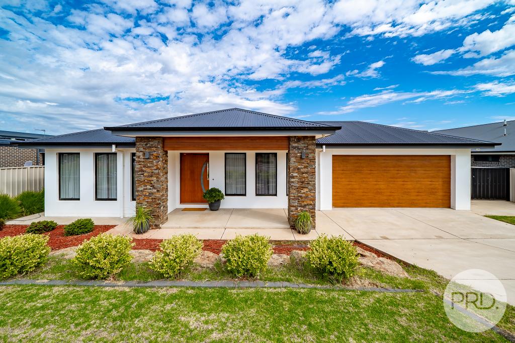 10 Nellywanna St, Gobbagombalin, NSW 2650