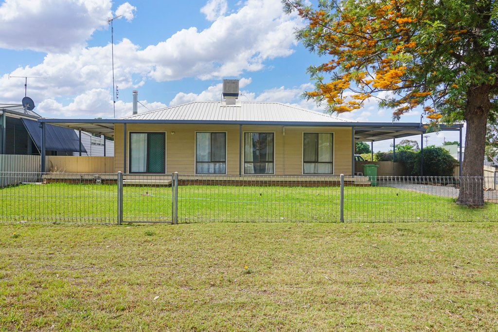 103 Cassin St, Wyalong, NSW 2671