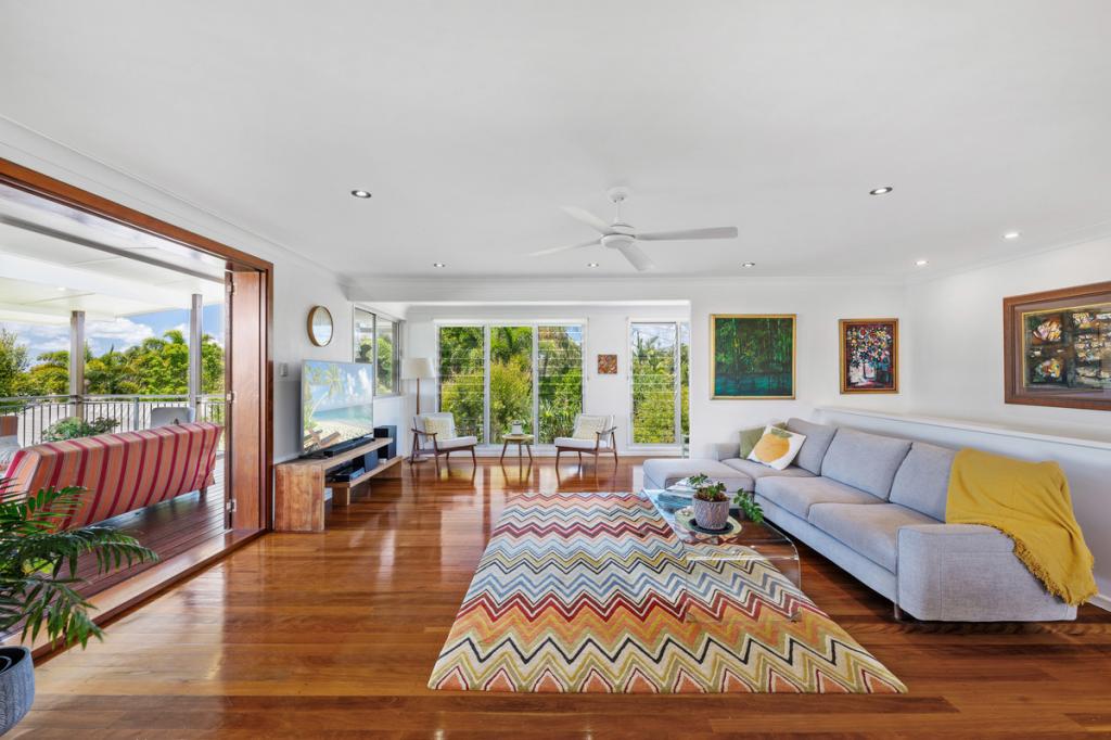 4 Gemson Cres, Moffat Beach, QLD 4551