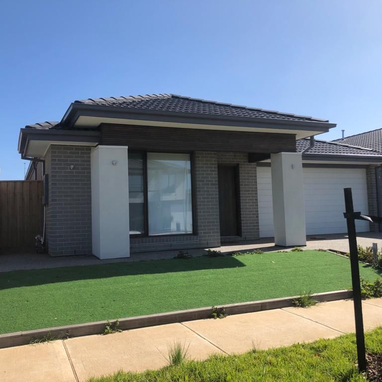 7 Kittiwake Tce, Werribee, VIC 3030