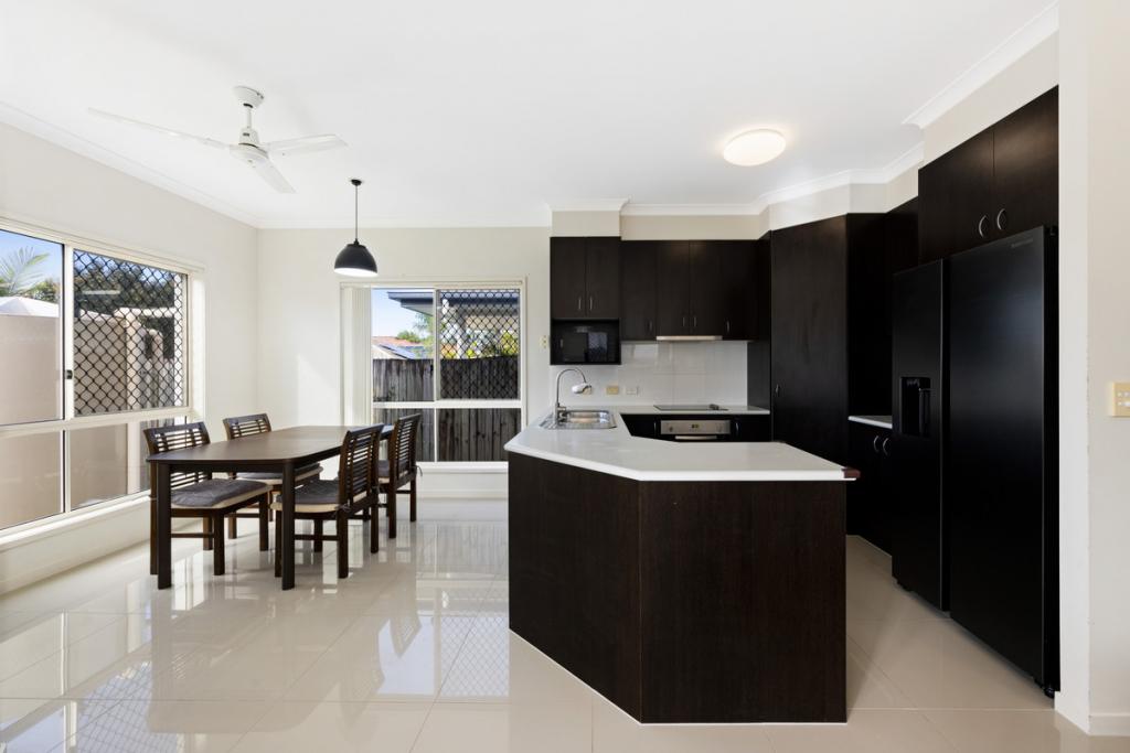 62 Rawson St, Caloundra West, QLD 4551