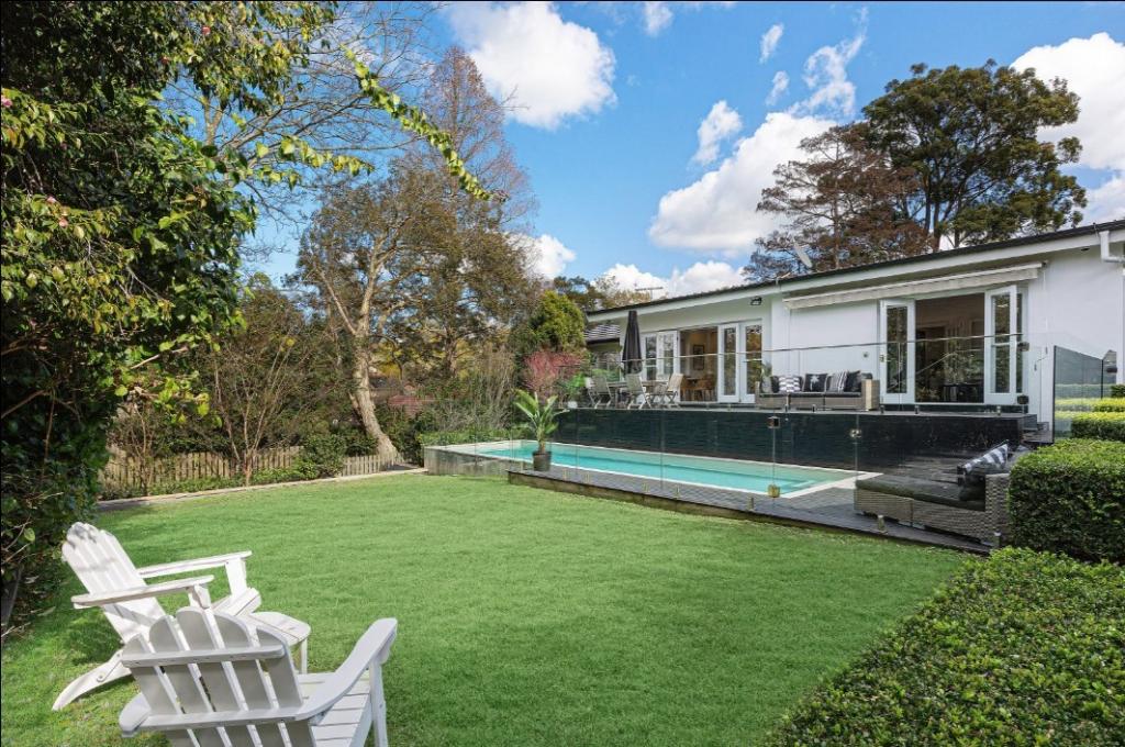 21 Macquarie Rd, Pymble, NSW 2073