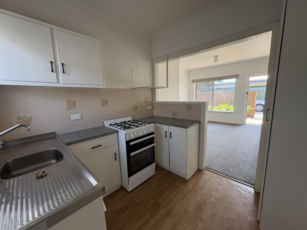 8/46 Military Rd, West Beach, SA 5024