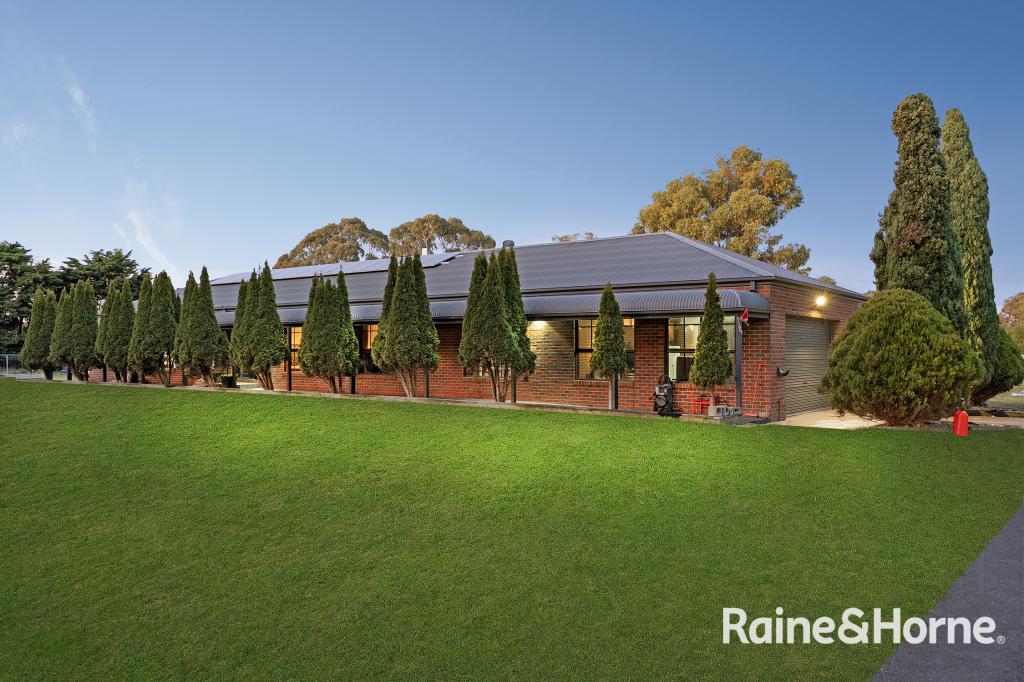 30-32 Cross Rd, Devon Meadows, VIC 3977