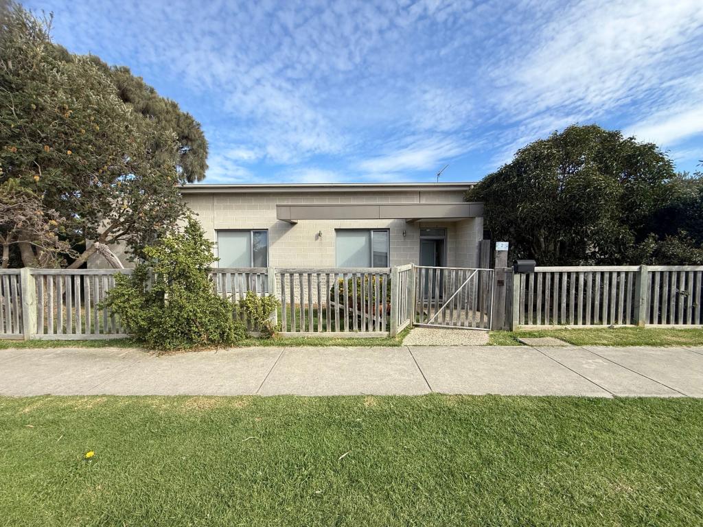 2 Blue Water Cir, Cape Paterson, VIC 3995