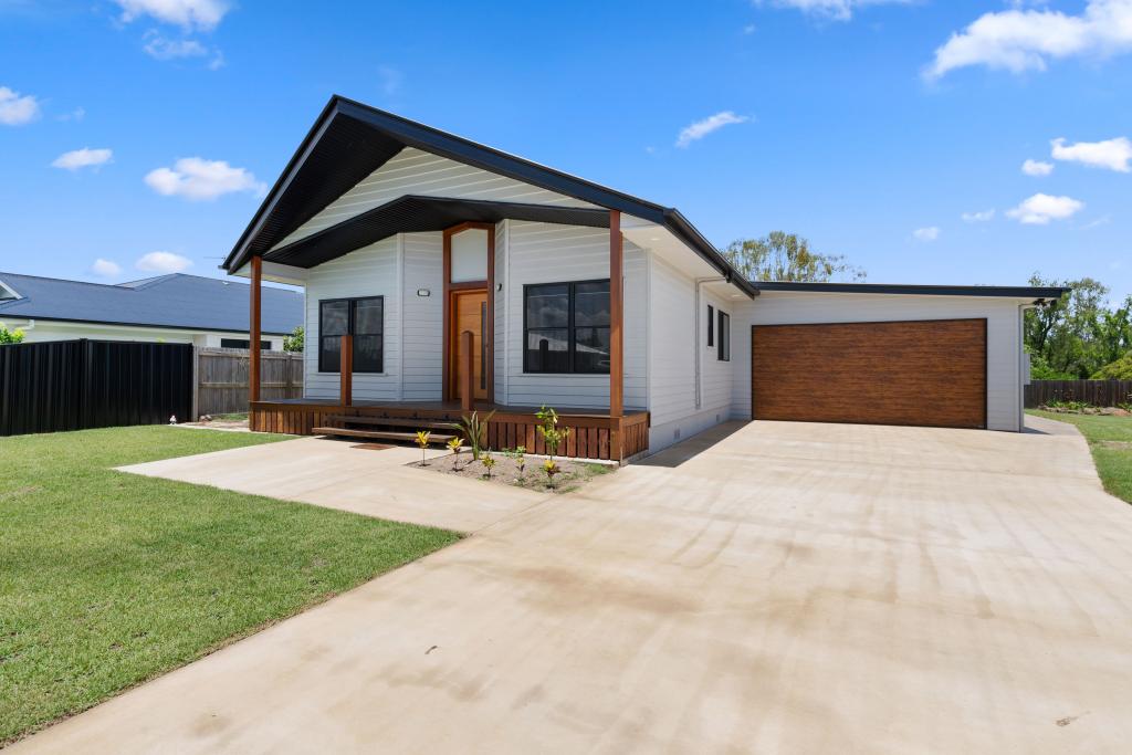 37 Cambridge Cct, Southside, QLD 4570