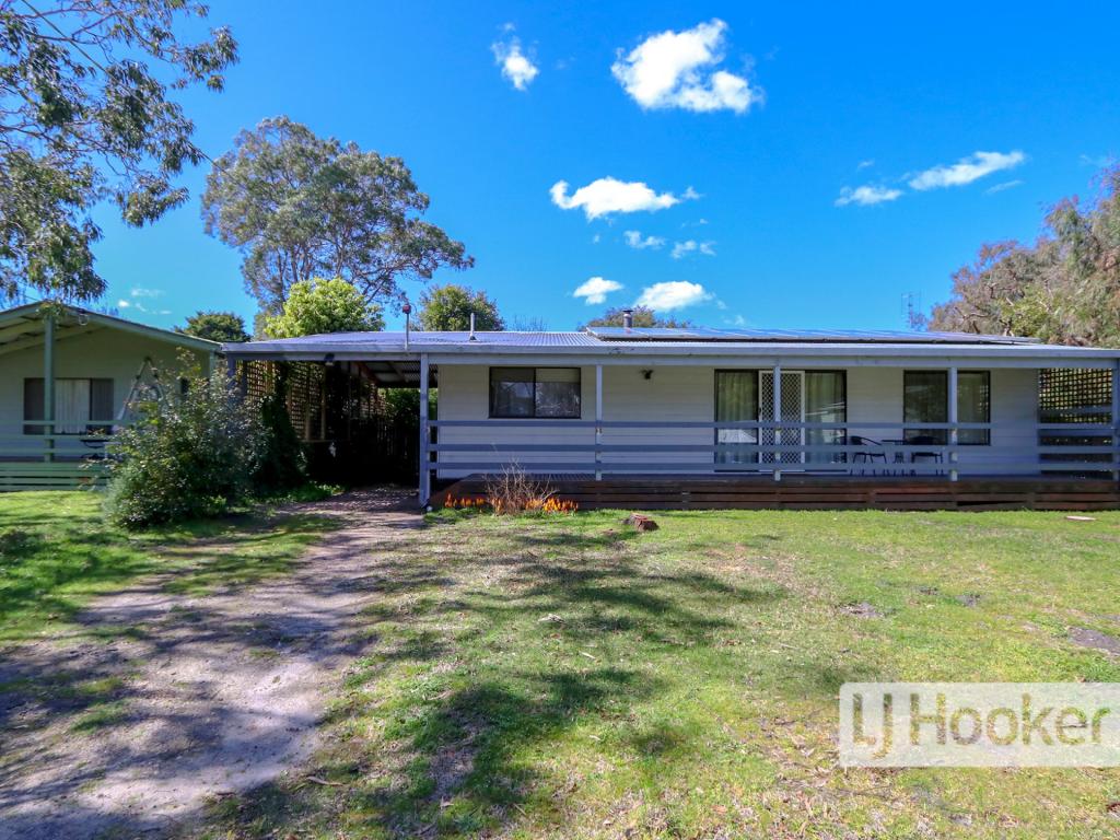 25 Eighth Ave, Raymond Island, VIC 3880