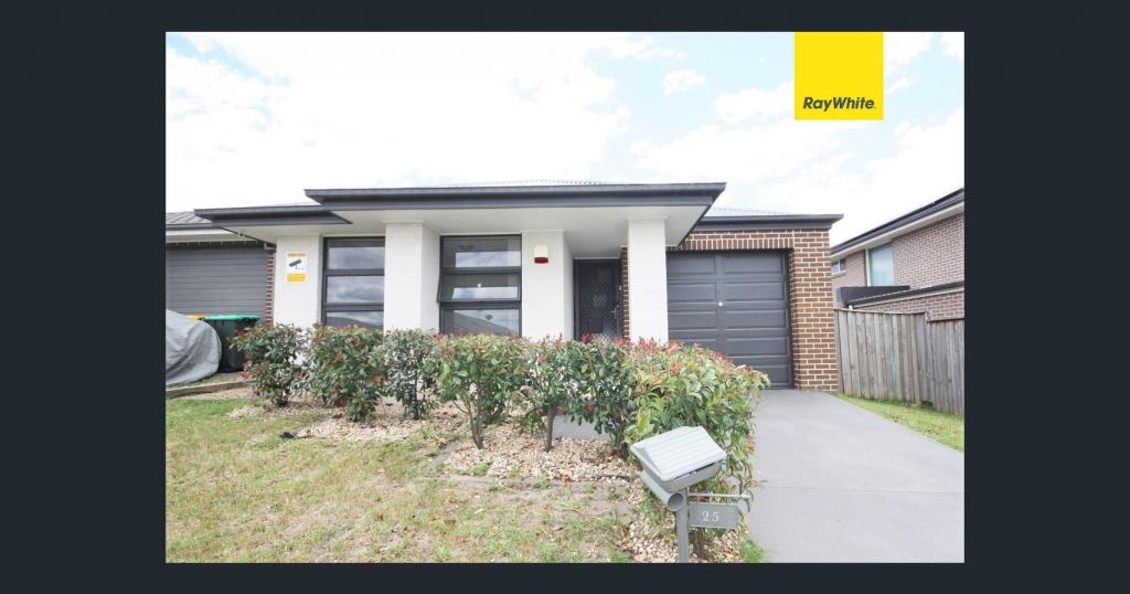 25 Fortune St, Glenfield, NSW 2167