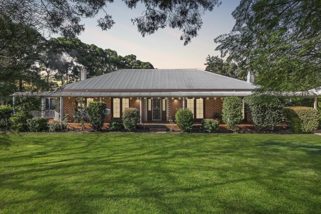 2 GRIGG CL, ELLIS LANE, NSW 2570