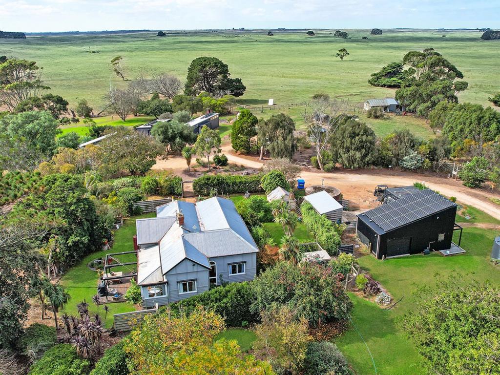 354 Fingerboard Rd, Yambuk, VIC 3285