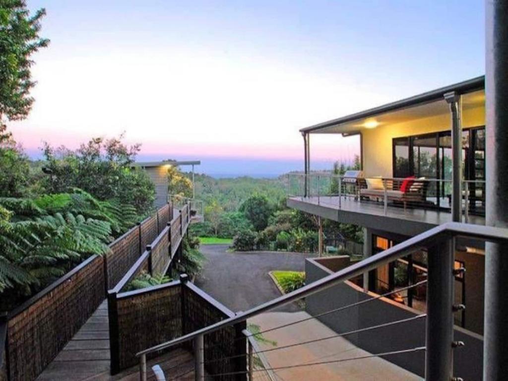 69 Mill Hill Rd, Montville, QLD 4560