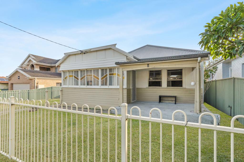 18 Canton Beach Rd, Toukley, NSW 2263