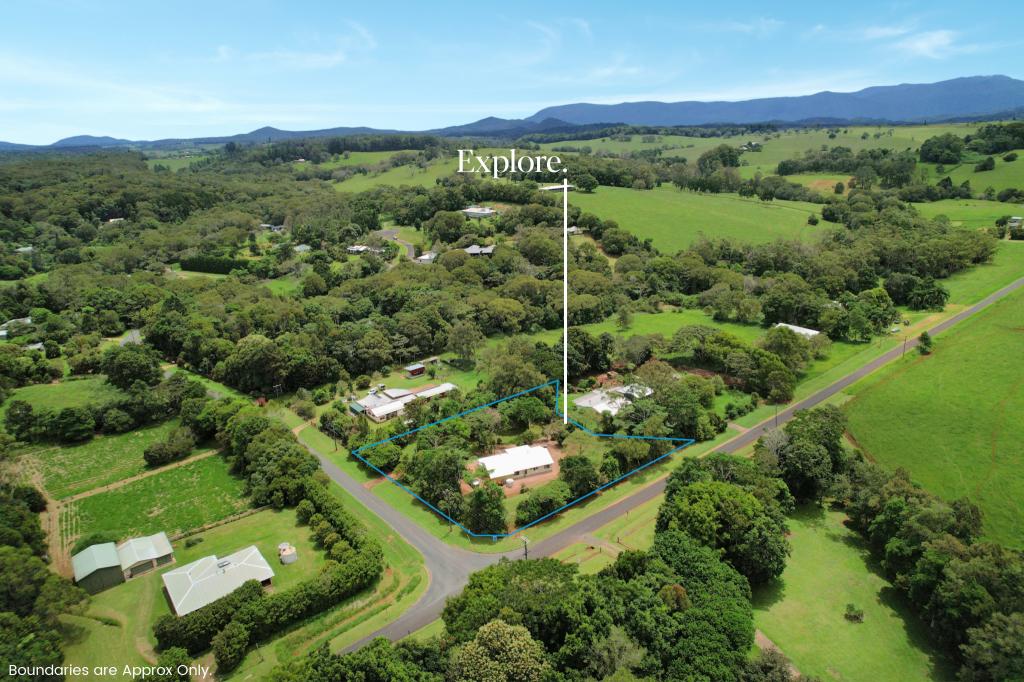 6 Cassowary Cl, Lake Eacham, QLD 4884