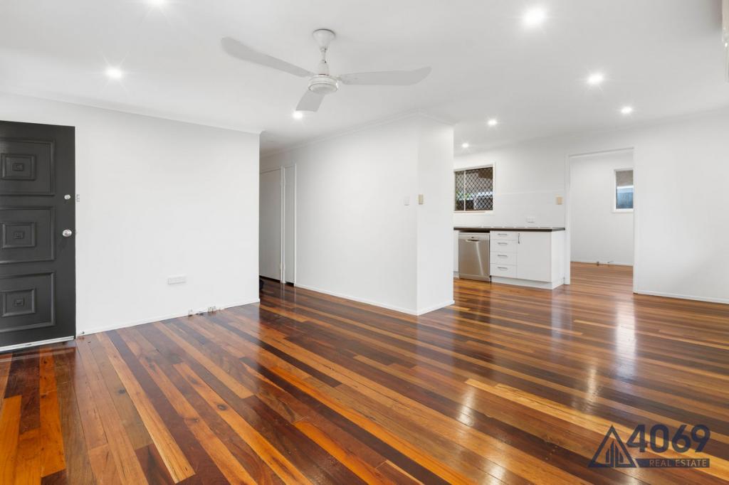 5 Cabramurra St, Chapel Hill, QLD 4069