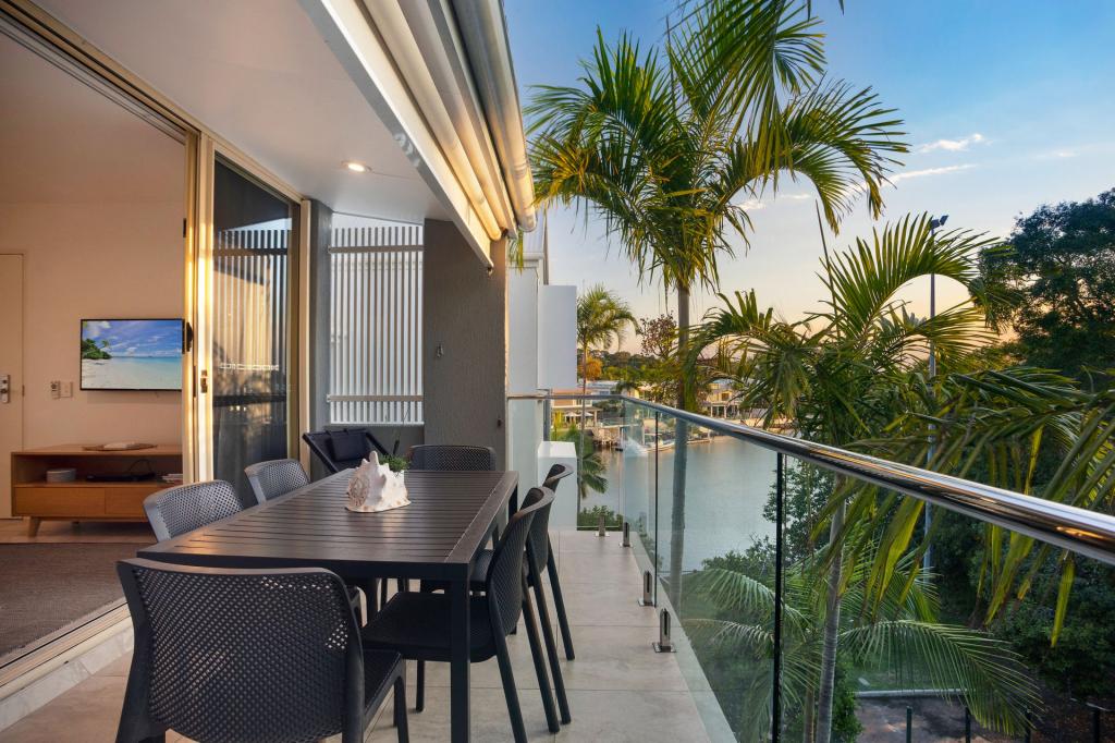 17/2 Hastings St, Noosa Heads, QLD 4567