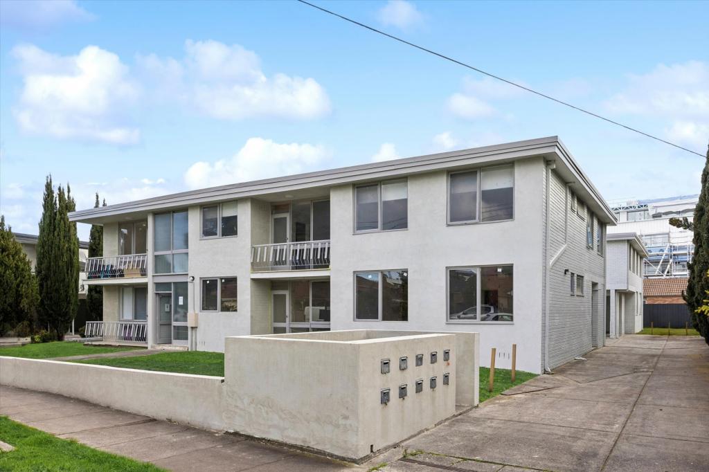 9/13-15 Toolambool Rd, Carnegie, VIC 3163