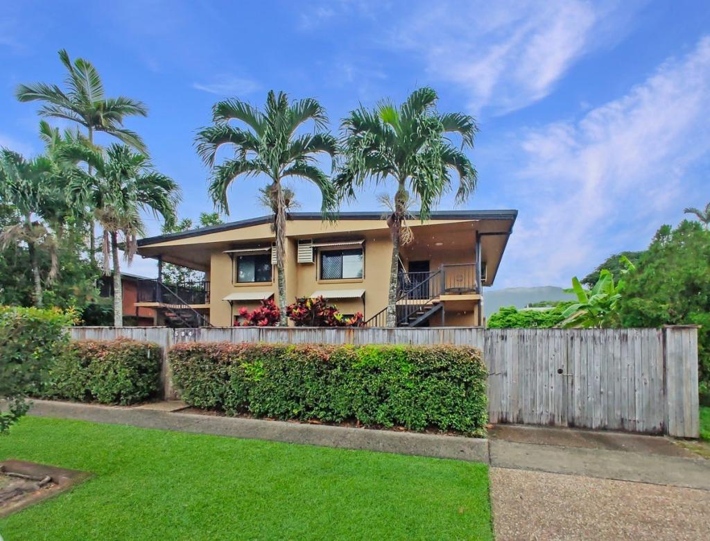 2/584 BRUCE HIGHWAY SERVICE RD, WOREE, QLD 4868