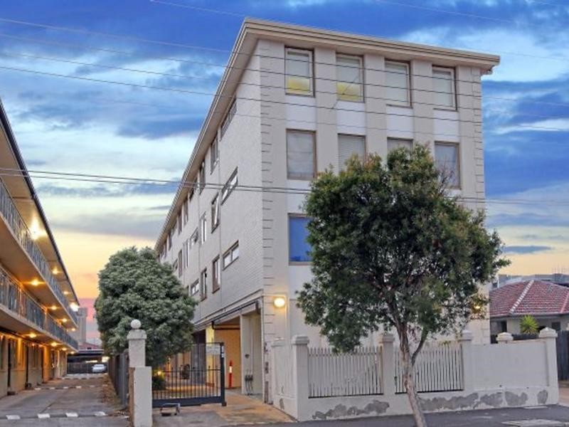 4/55 De Carle St, Brunswick, VIC 3056