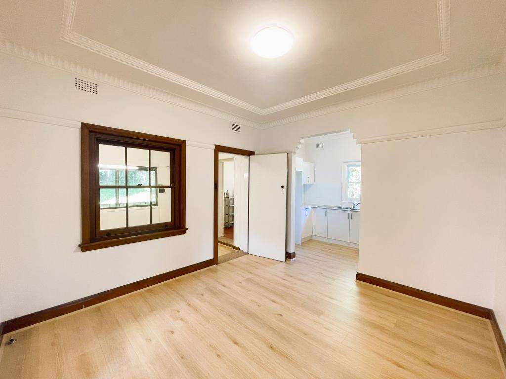 1A WENTWORTH RD, EASTWOOD, NSW 2122