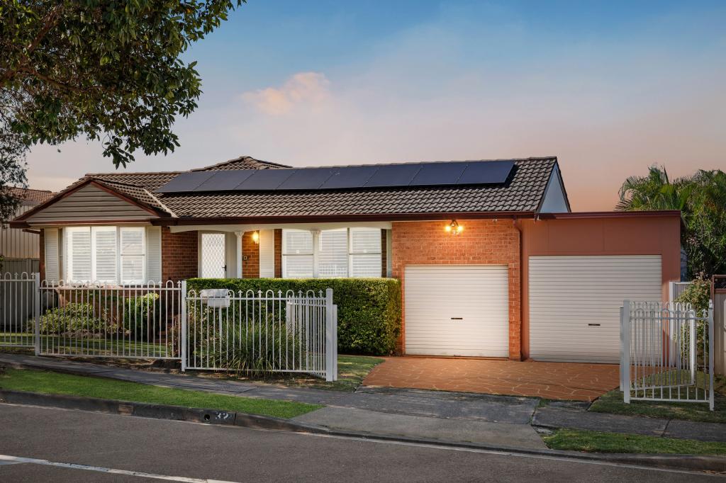 32 Lily St, Wetherill Park, NSW 2164