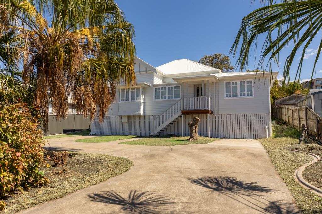 71 Flinders Pde, Gladstone Central, QLD 4680