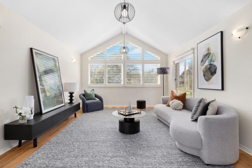 2/9 Dunlop Cres, Mill Park, VIC 3082