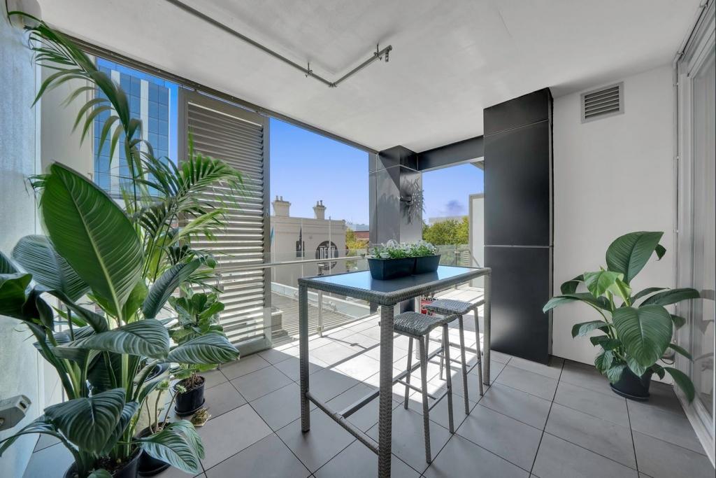 305/8 GHERINGHAP ST, GEELONG, VIC 3220