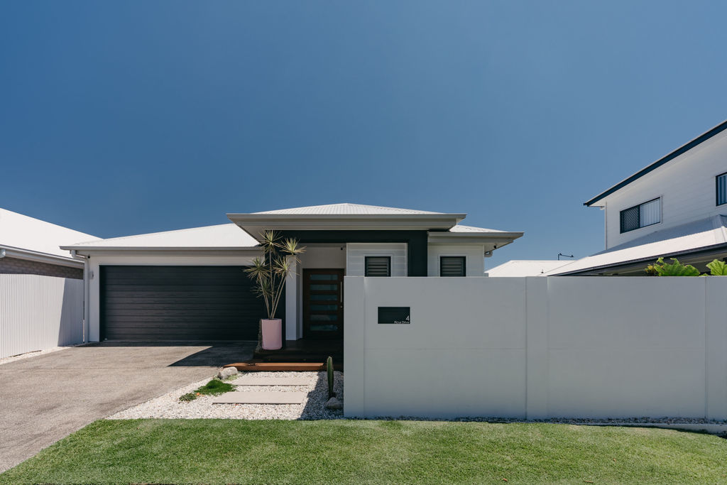 4 Ficus Dr, Palmview, QLD 4553