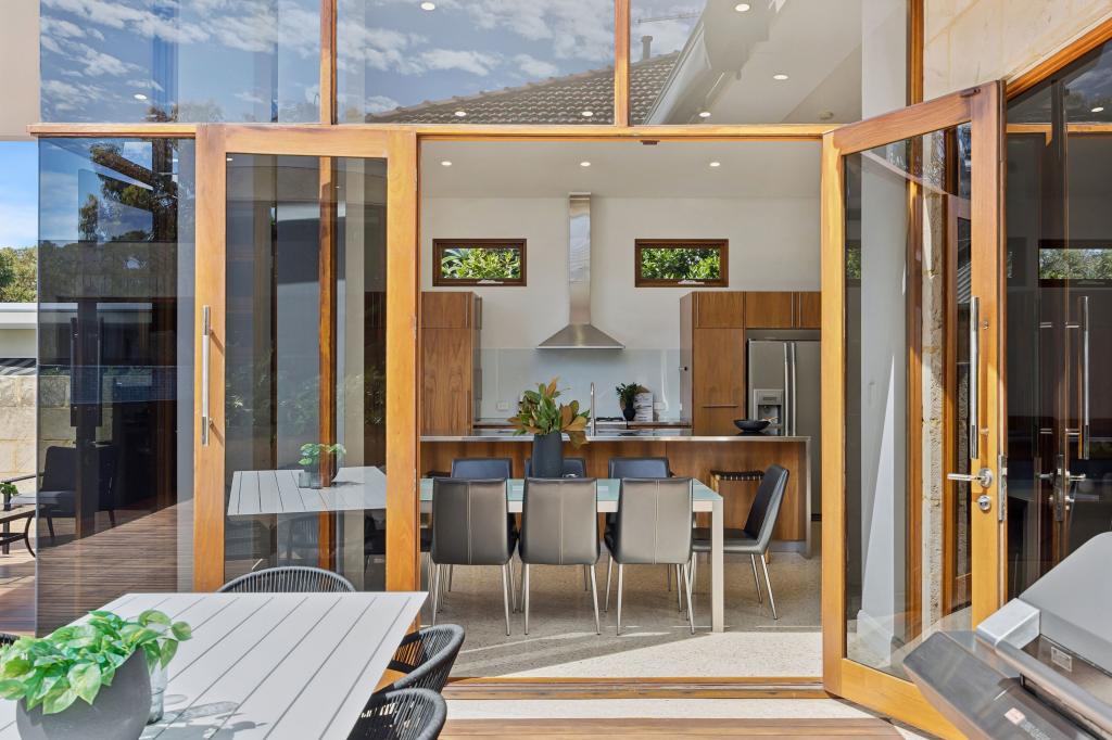 27 Marmion St, Fremantle, WA 6160