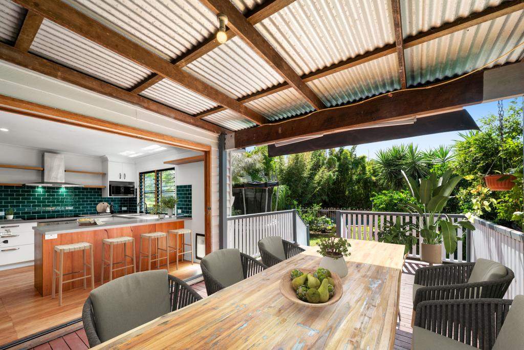 136 Norman Ave, Norman Park, QLD 4170